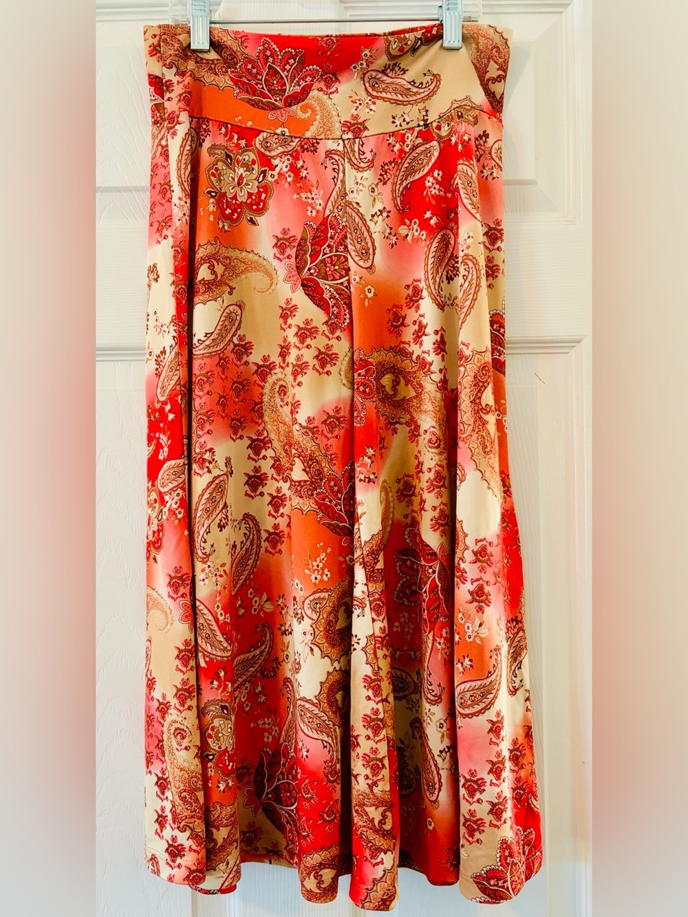 Zoey Beth Paisley Print Flowing Capris in Red and Cream